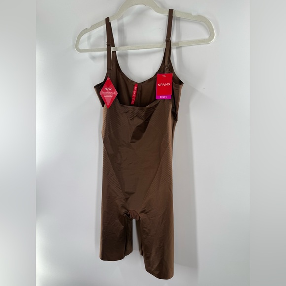 NWT Spanx Chestnut M SPANXshape Invisible Open-Bust Mid-Thigh Bodysuit - Picture 8 of 12